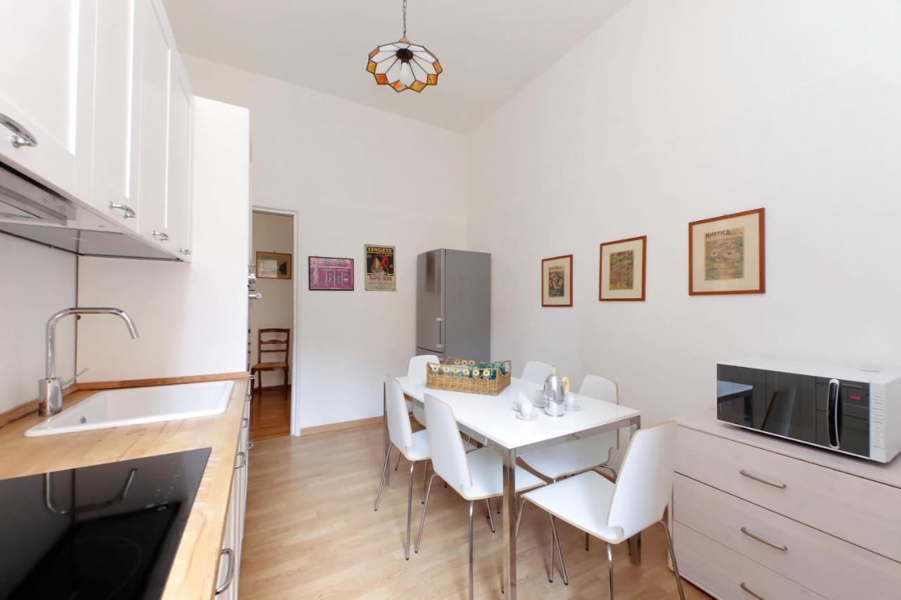 4Bnb - Chinotto Spacious Apartment Rom Exteriör bild